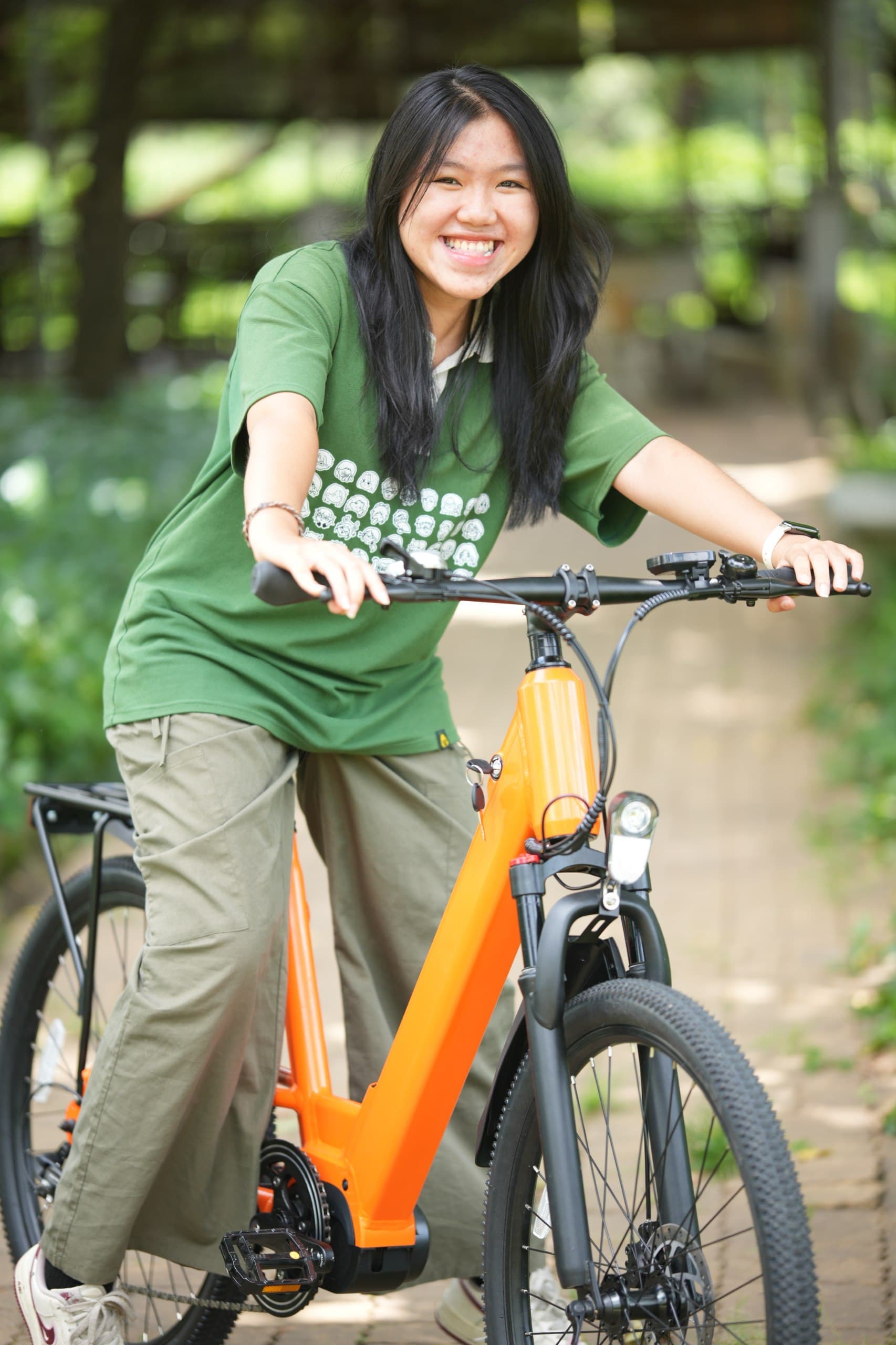 Review by Lauren Lee