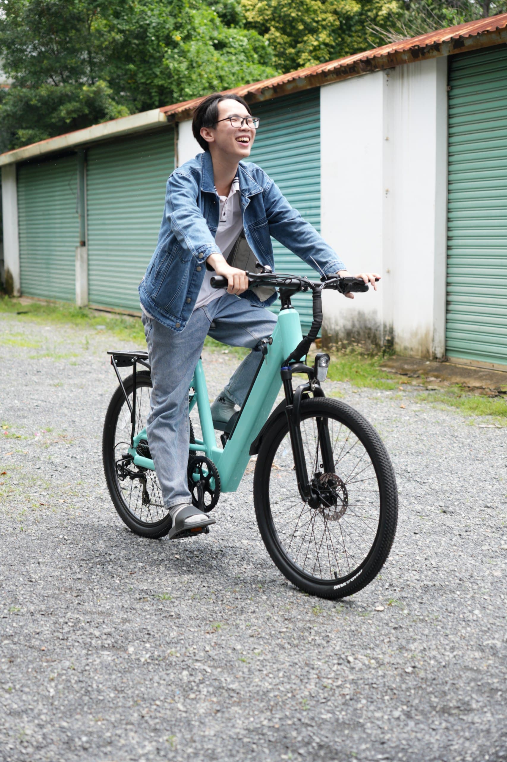 Review by Tuấn Kiệt