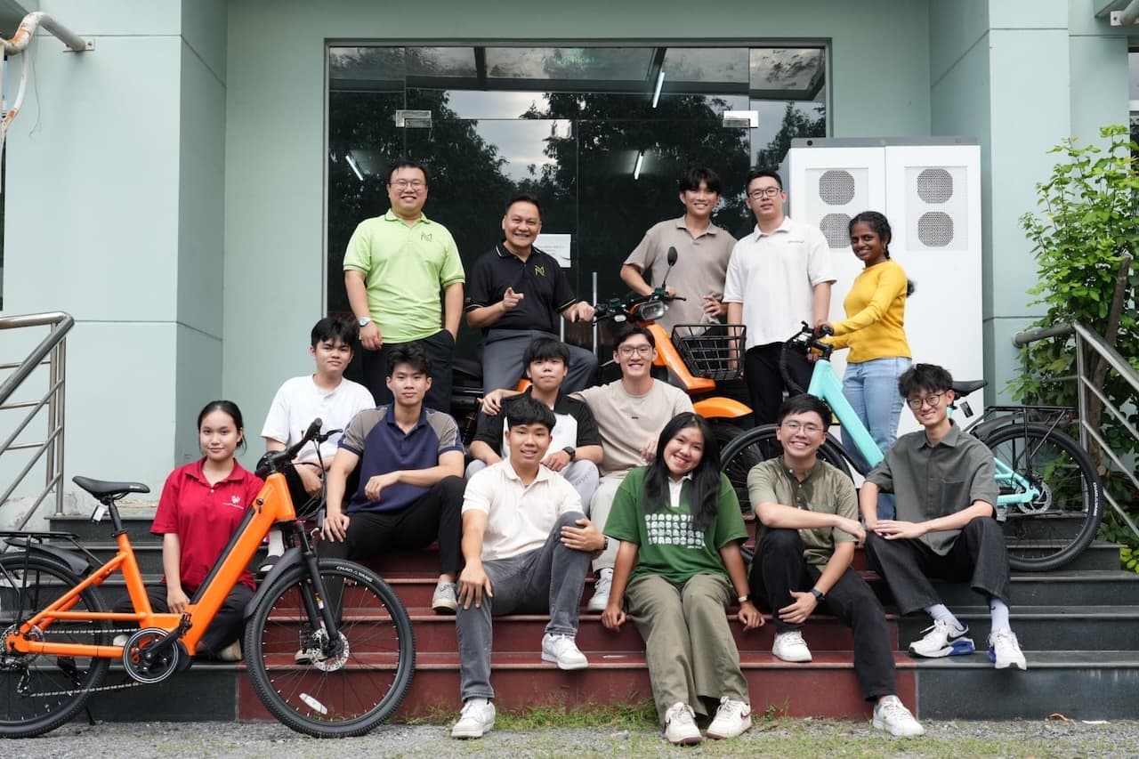 Top 12 Young Innovators 2024 participants gathered outside the AI Innovation Hub